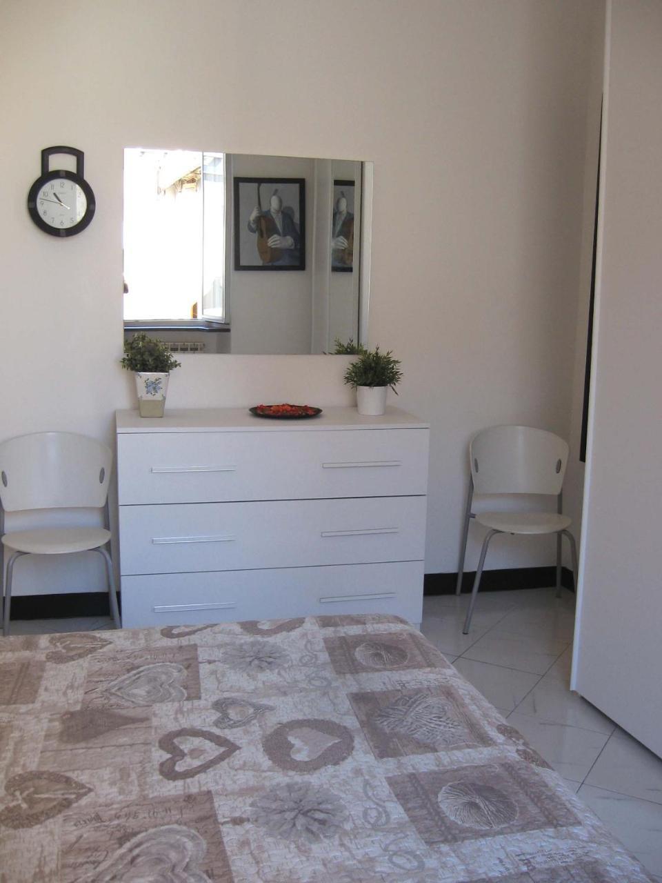 Stanza D'Artista Apartment Genoa Bagian luar foto